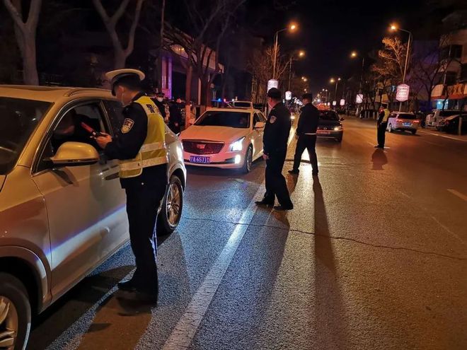 酒駕車被扣後多少天提車，酒駕扣車停車費多少錢一天