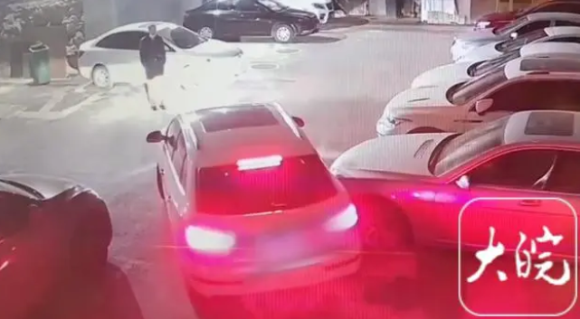 吃醉蟹、甩鍋代駕、棄車逃跑……民警遇到的那些離譜酒駕現場