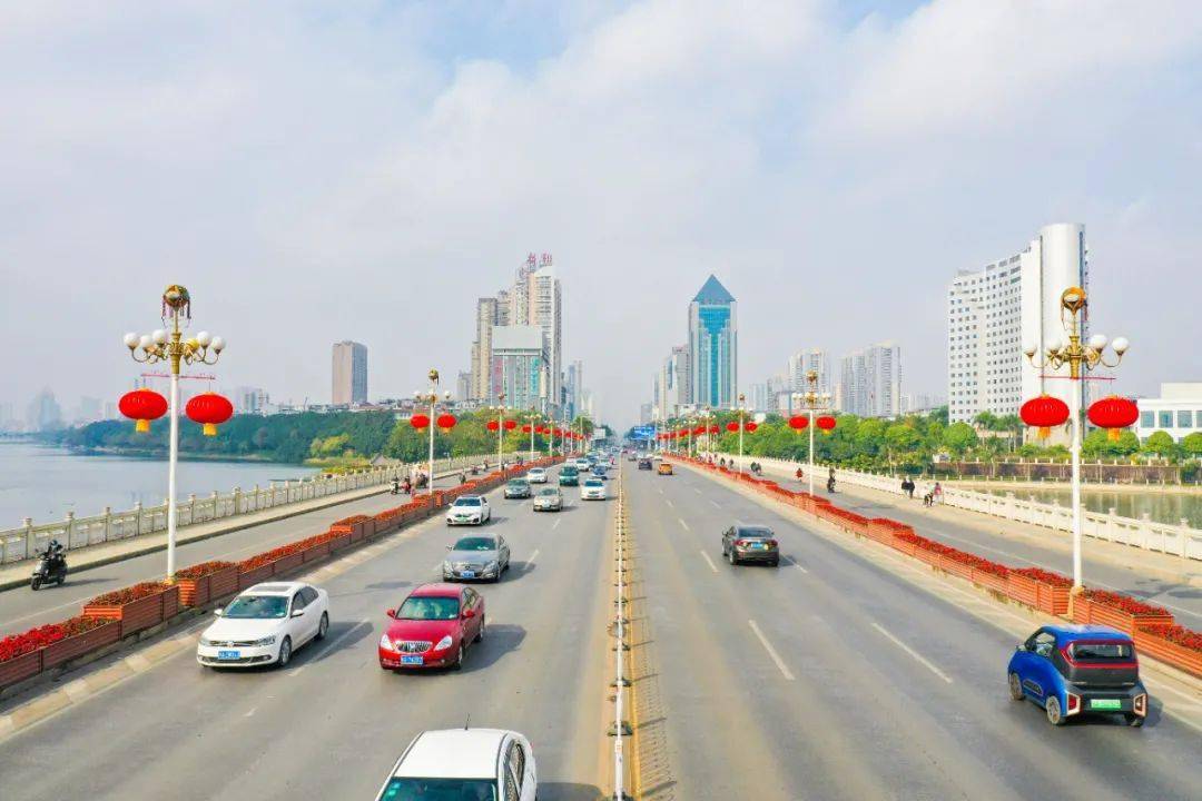 春節期間警察蜀黍不打烊，嚴查酒駕！（附2021年春節避堵攻略）