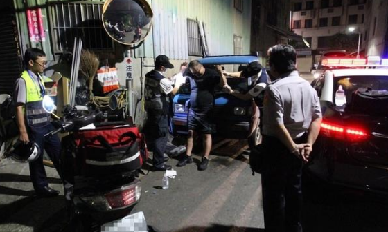 男子酒後催吐兼灌水，依然敗給酒精檢測儀，科學方法教你怎樣做！